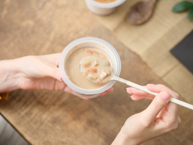 唐芋の食感を活かしたクリーミーなスープ