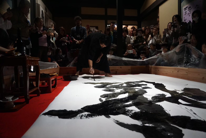 武田双鳳席上揮毫