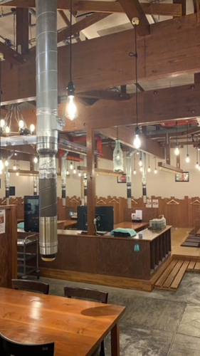 楽しい煉屋 店内風景