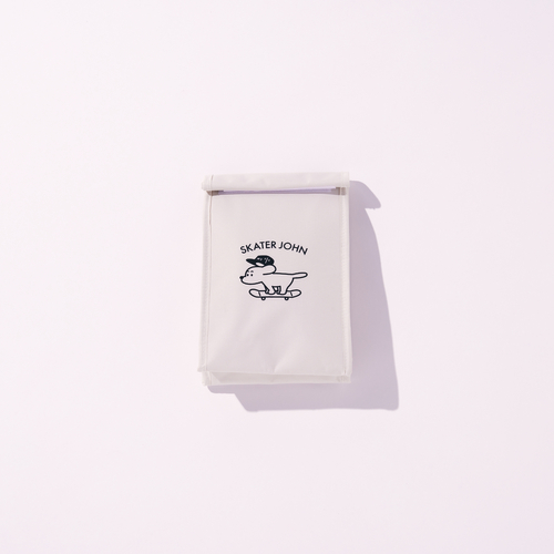 保冷スクエアポーチ &yen;3,300-（税込）