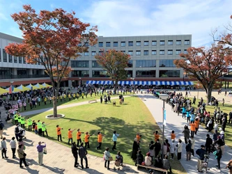 【10月25日(日)】地域・大学・金融機関がつながる 「はなはた文教マルシェ」を開催します！