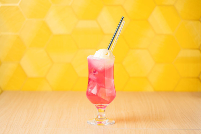 ピンククリームソーダサワー