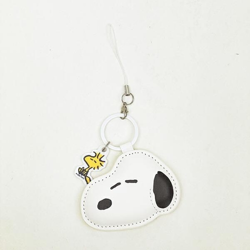 スヌーピーのインパクト抜群なキーホルダー