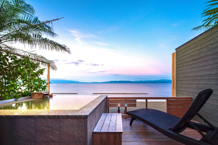 9階【雲上貸切露天風呂】(有料・大人3名のみ・滞在時予約)