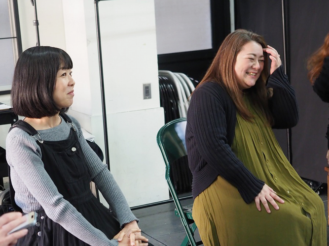 左からAILA、SIZUKU