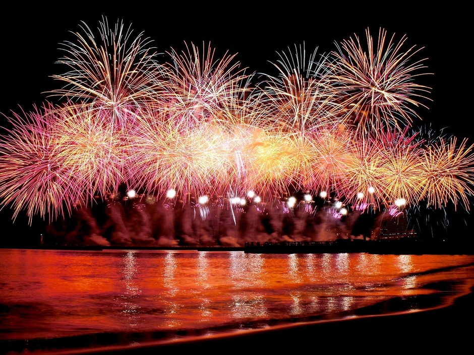熱海海上花火大会 ※イメージ