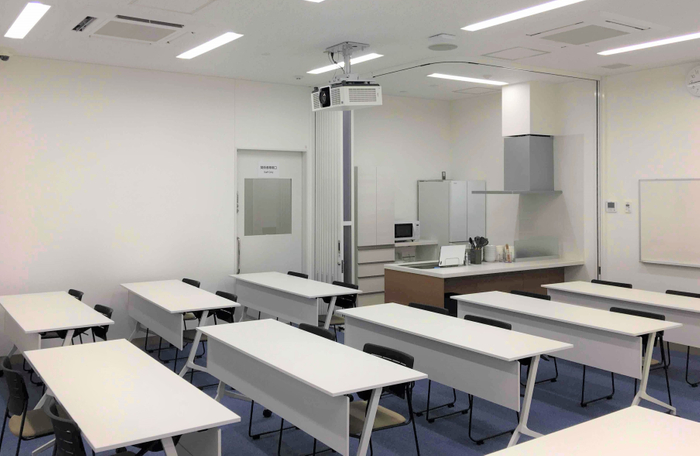 キッチンスペース付き多目的室