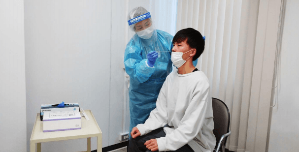 キャンパス内での抗原検査(イメージ)
