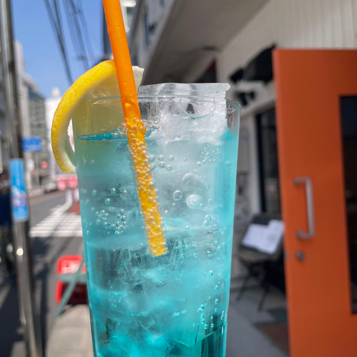 オリジナルのモクテル「バニラスカイ」　