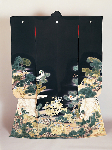 松桐鳳凰文様振袖　三つ襲ねのうち(堂本印象下絵) 大正時代　北村美術館蔵