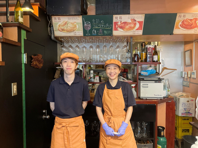 店主の兼田さん親子