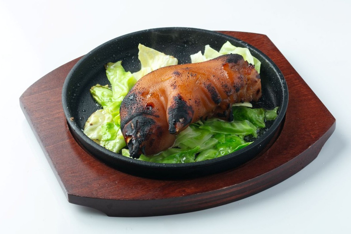  △ 新名物 焼き豚足　680円