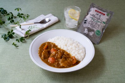 輝美カレールー 中辛　調理例