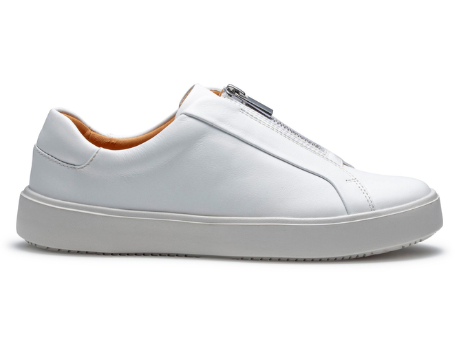 BF02 AHA White &yen;19,800 (inc.tax)