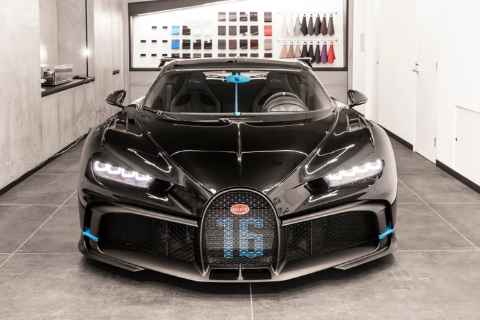 BUGATTI Chiron Pur Sport2