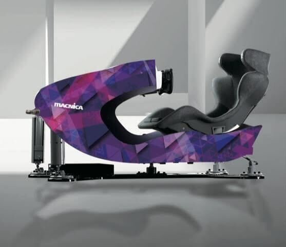 脳波&times;AIの最新鋭シミュレーターが、 あなたを未知の体感へと導く