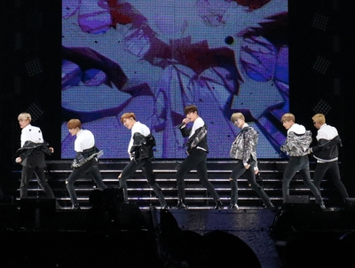 「2016 BTS LIVE<花様年華 on stage:epilogue> ~Japan Edition~」©2016 BigHit Entertainment/PONY CANYON INC.