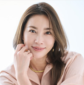 瀬戸朝香さん（俳優）　愛知県出身。1992年に俳優デビュー。1994年にドラマ「君といた夏」で一躍脚光を浴びる。以降、映画・ドラマ・CMと幅広い分野で活躍中。近年ではドラマ「人は見た目じゃないと思ってた。」に出演。現在、15歳の長男、11歳の長女が英国に留学中。