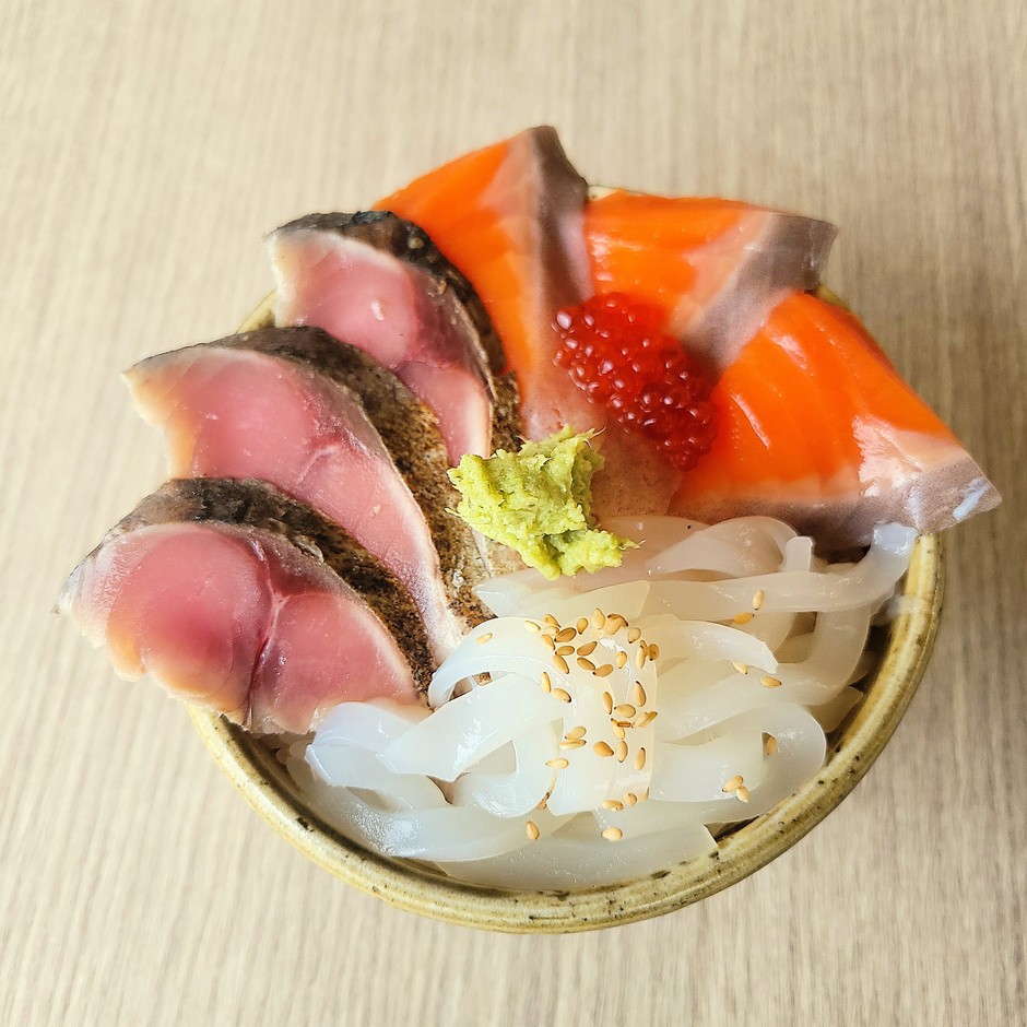 秋めく海鮮3種丼