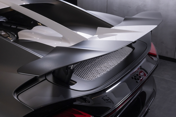 Bugatti Chiron Sport&ldquo;Les Legendes Du Ciel&rdquo;10