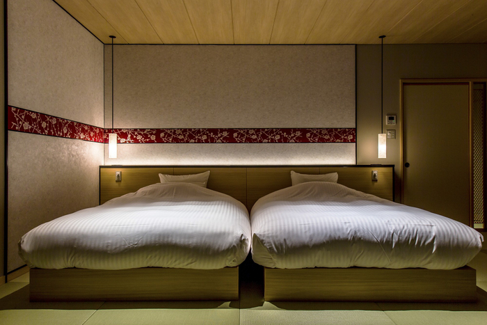 【コンセプトフロア客室】シモンズ製ダブルベッドが2台［一例］