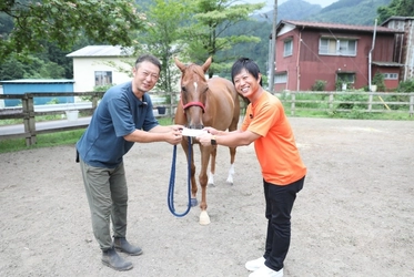 埼玉県の経営者が集う「SAITAMA交流会」、参加費の一部を引退馬支援に
