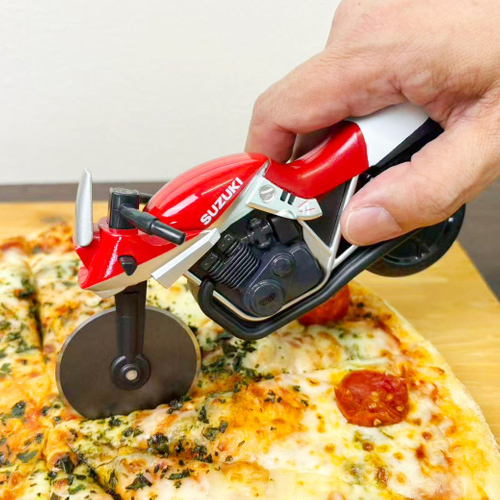 スズキのKATANA型ピザカッター「ピザカッターナ」