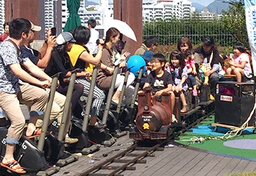 御影クラッセ　 電気は自分たちで作る！？ 「人力発電」で動く不思議な遊園地が1日限定オープン　 甲南大学のチアショーも同時開催！