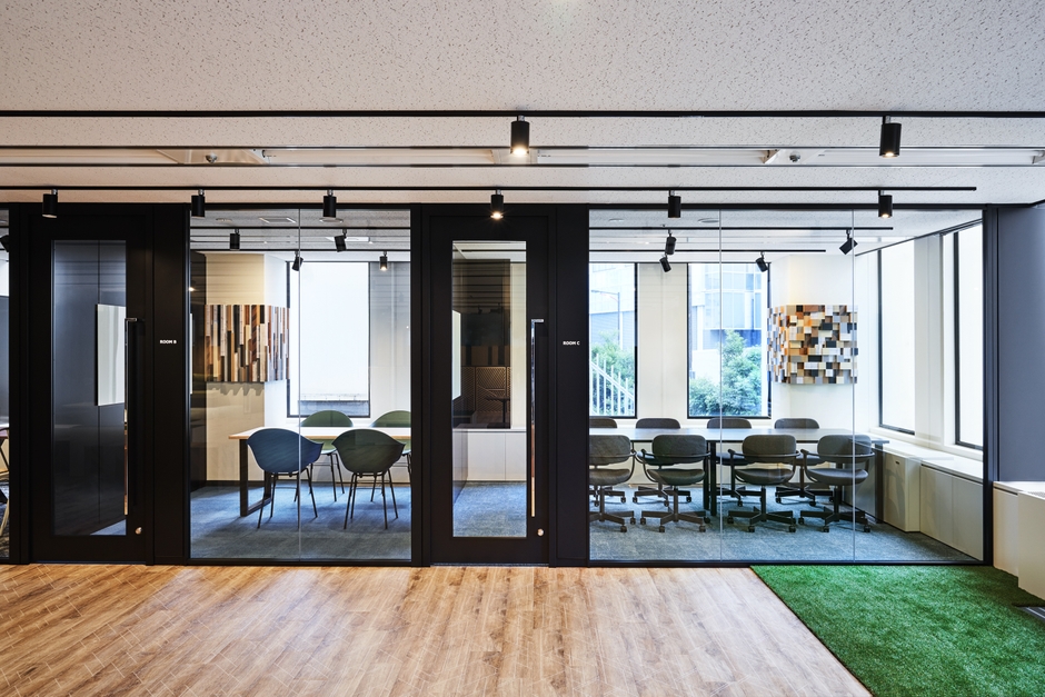 MEETING AREA