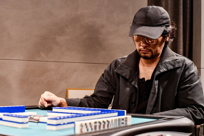 &copy;2018 オデッサ・エンタテインメント &copy; Tomoshi Kuga・Shinmei Minegishi／NIHONBUNGEISHA