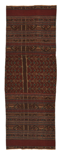 Photo.02 腰衣(婚資) レンバタ島ラマレラ村 1,975&times;690mm　木綿／絣／藍・茜　1970年頃 ＊船、マンタの文様が入っている