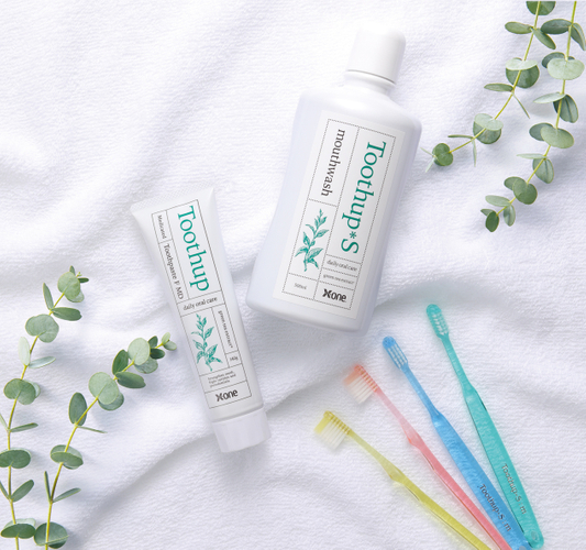 トゥーサップ 薬用歯みがきF MD(左)