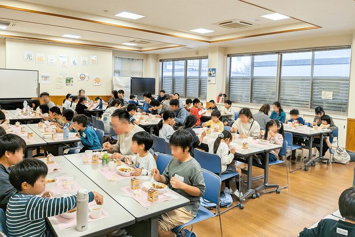 写真(1)2025年10月26日(日)に開催された「子ども食堂」へ寄付支援を実施