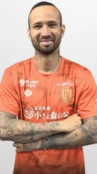 ブラジルの強豪チームや、Jリーグのサンフレッチェ広島などで活躍してきたストライカー、レアンドロ・ペレイラ選手(FC GRASION東葛)の独占インタビュー記事公開!