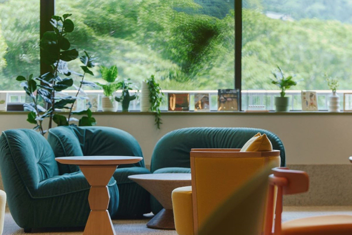 ラウンジ（フォートリート箱根仙石原）&copy;AVII IMAGEWORKS　