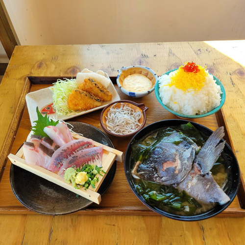 王者のおもてなし定食