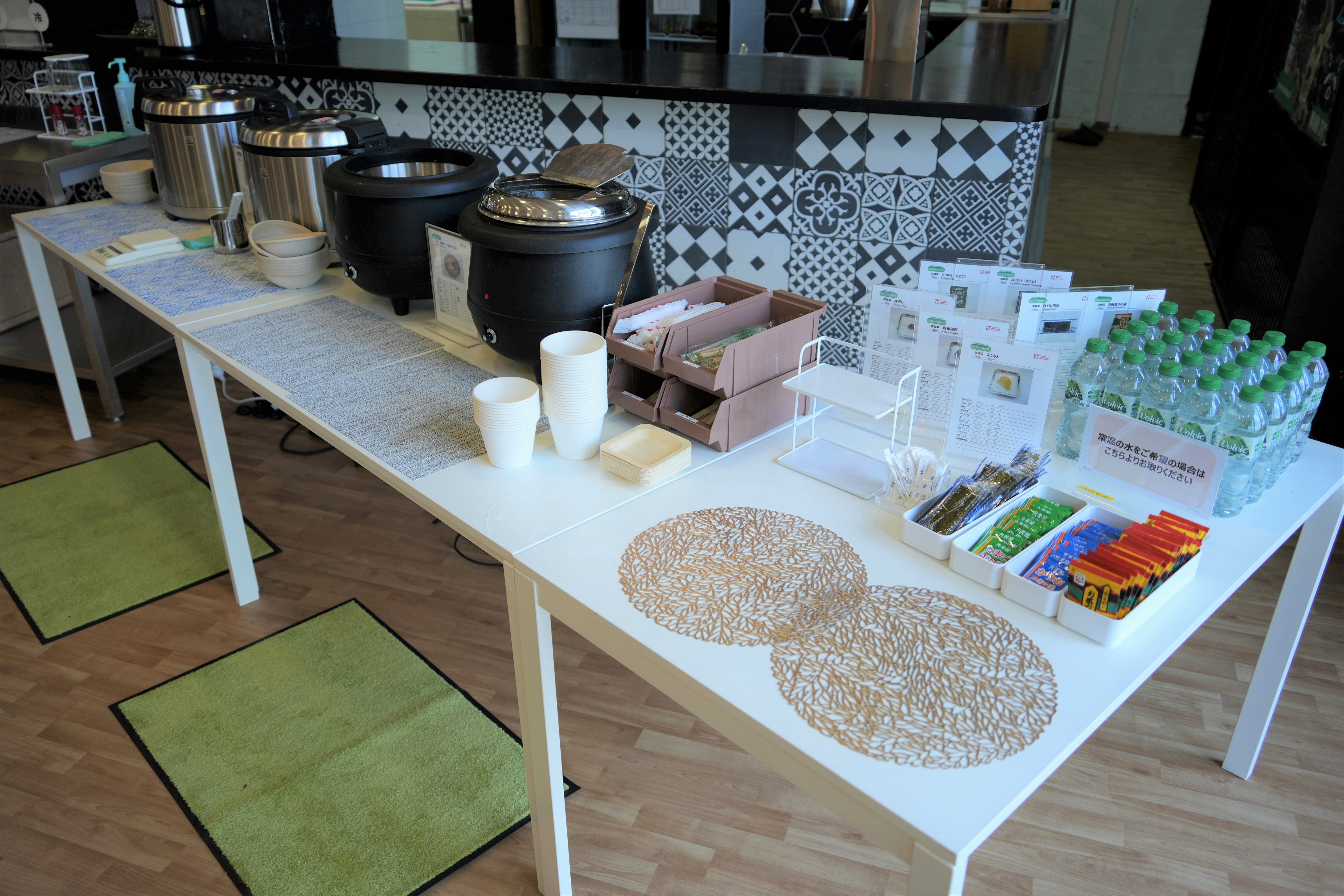 過去のJSCサポート拠点での食事提供の様子