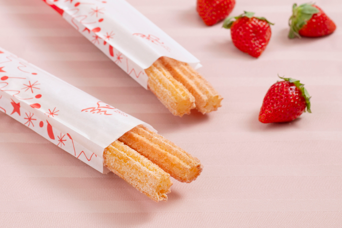 いちごミルクチュロス