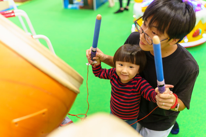 親子で一緒に協力プレイ!