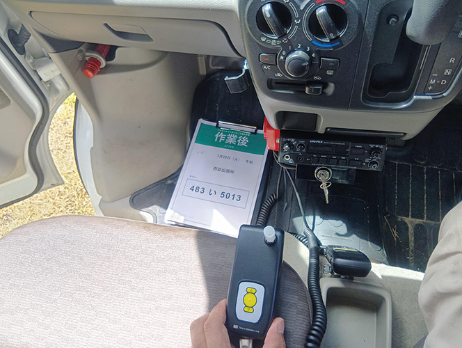 福岡市公用車アルコールインターロック設置車両内＿センサー部分