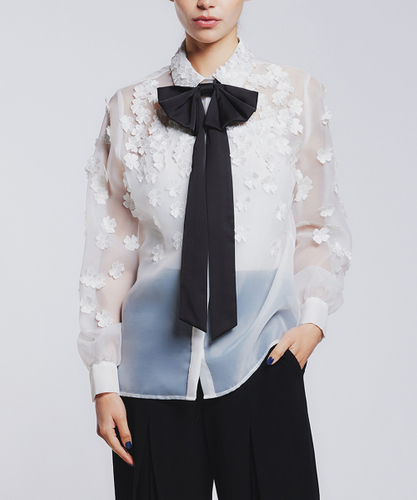 オーガンジーブラウス