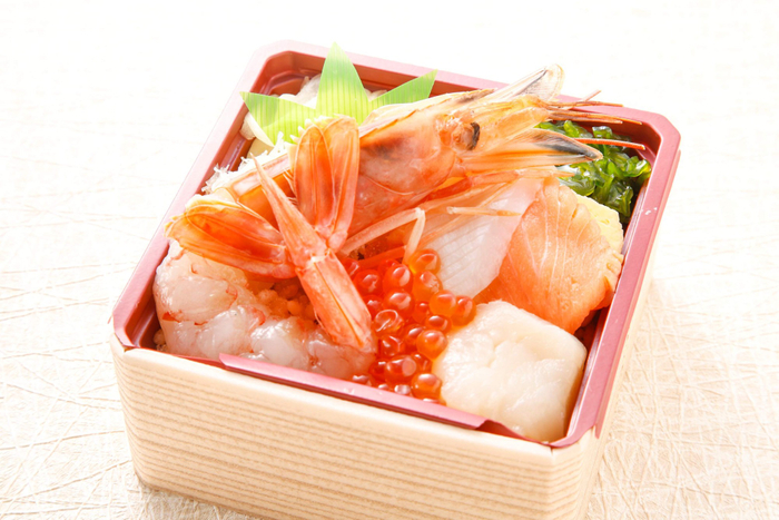 ＜ヤママル成澤水産＞