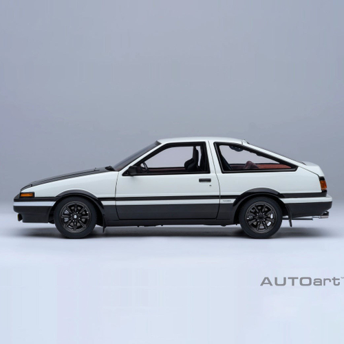 ミニカー AUTOart 1/18スケール トヨタ スプリンター トレノ (AE86) 「頭文字D」