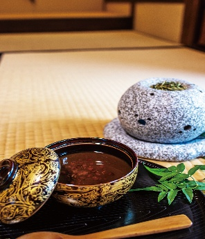 伊勢ほうじ茶ぜんざい