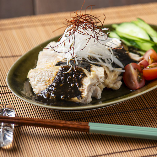 黒胡麻バンバンジー（黒胡麻坦々めんつゆ使用）