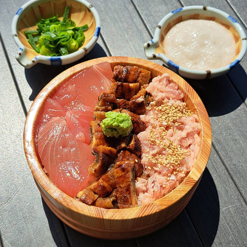 「うな鮪とろろ丼」~静岡県産うなぎ・静岡県産自然薯入~