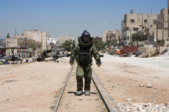 &copy; 2008 HURT LOCKER, LLC ALL RIGHTS RESERVED