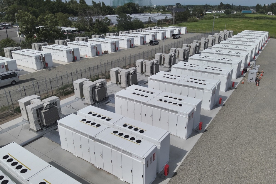 泓徳能源(HDRE)は、北海道Helios蓄電所において日本初となる系統用蓄電池のグリーン・プロジェクト債によるプロジェクトファイナンスを完了。