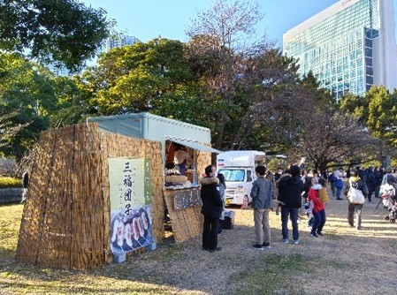 軽飲食の販売（昨年度の様子）