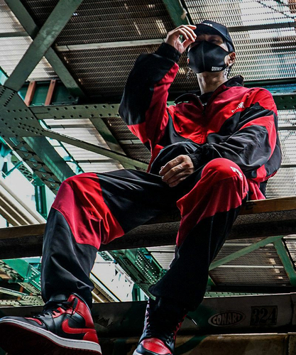 Switching Track Pants (ブラック)